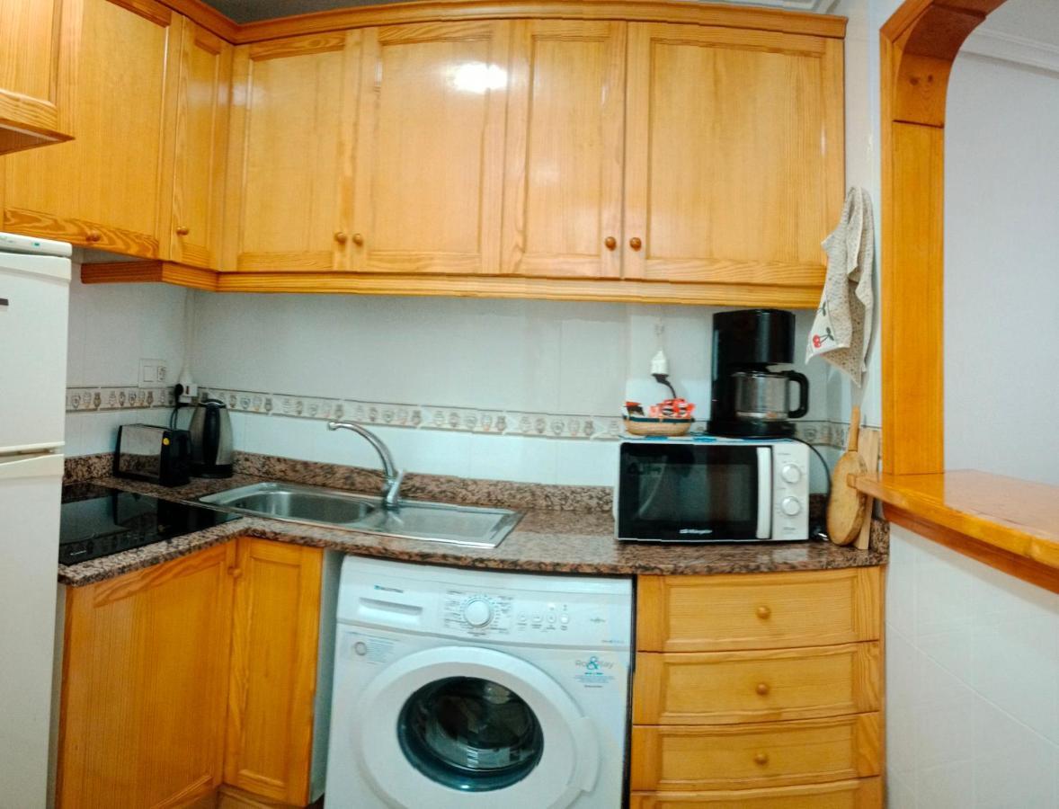 Estudio Wifi Bano 1 Sofa Cama Doble Piscina Playa 100Mts Torrevieja Exteriör bild