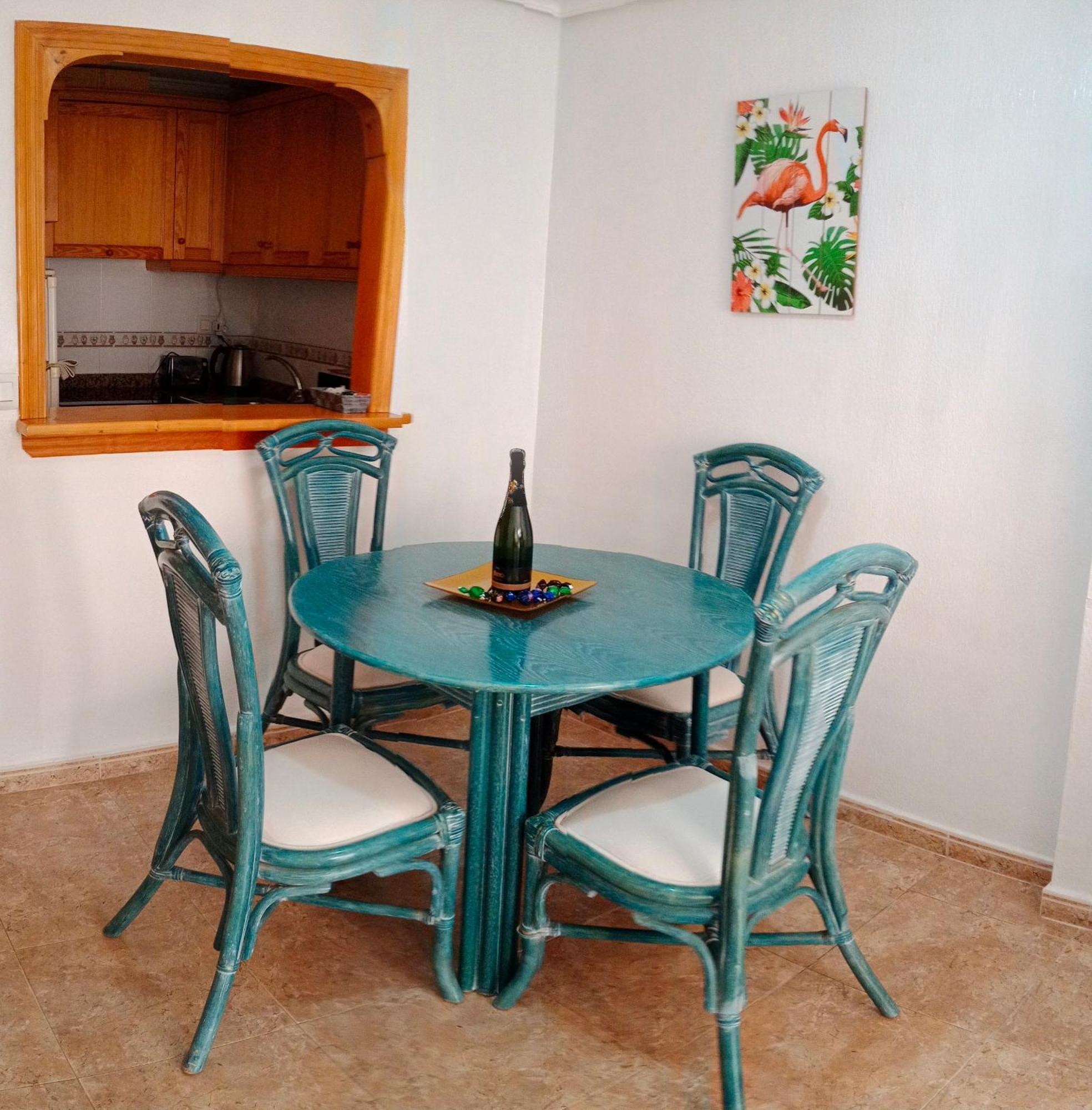 Estudio Wifi Bano 1 Sofa Cama Doble Piscina Playa 100Mts Torrevieja Exteriör bild